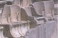 IMG0022xMID.jpg (5243 bytes)