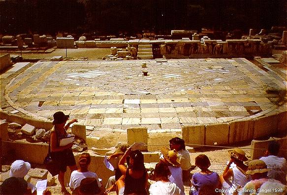 athens87BIG.jpg (60934 bytes)